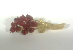 David Monn Signed Dozen Red Roses Bouquet Brooch Pin Gold Tone Enamel Flower VTG