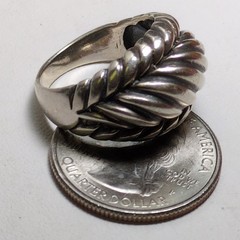 Vintage Shube’s 925 Sterling Silver Ribbed Chevron Dome Statement Ring Sz 8