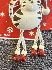 Christmas Silver Cat Brooch with Red Accents! Dangle Legs Santa Hat Nickel Free