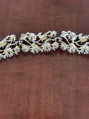 Vintage LISNER Gold-Tone Leaf Bracelet w/ Amber & Aurora Borealis Rhinestones