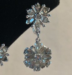 VTG Silver Tone Clear Rhinestone Choker Necklace & Screw Back Earrings Set 16.5”