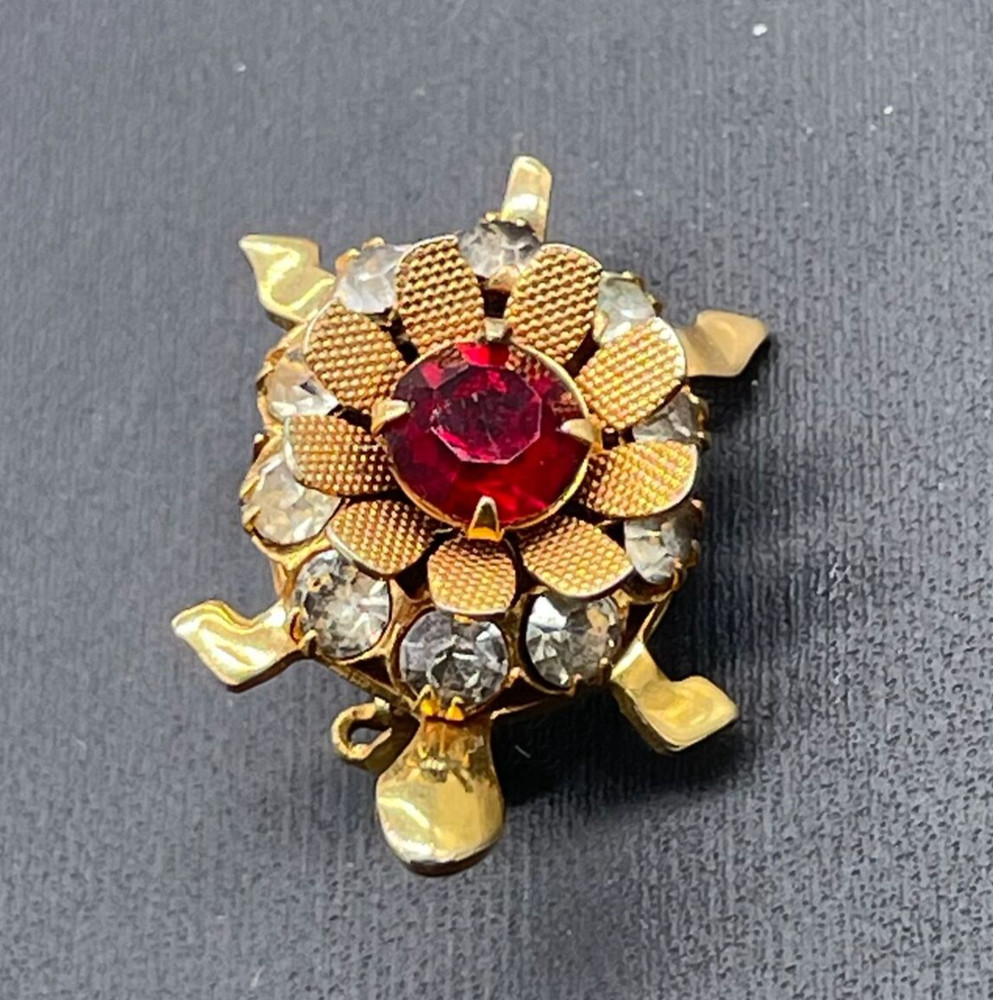Red Clear Crystal Floral Turtle Brooch Pin Gold Tone Cute Timeless Birthday