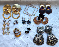 Vintage Pierced, Hoop, Drop Earrings Lot (10) Stars, Flowers, Rings