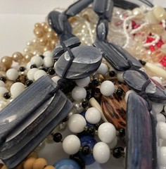 4Lb Mixed Mystery Jewelry Lot Vintage Mod Boho Bead Necklaces Bracelets Earrings