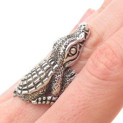 925 Sterling Silver Vintage Alligator Oxidized Ring Size 8.25