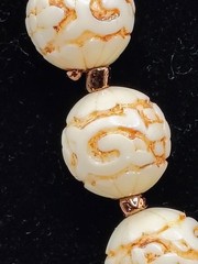 N696 Vintage Chinese Export Carved Faux Ivory Beaded Necklace 15mm 23g Floral
