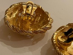 Vintage Anne Klein Gold-tone textured Multi Strand Rope Design clip-on Earrings.
