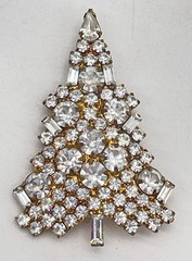 Eisenberg Ice Rhinestone Christmas Tree Brooch