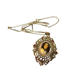 Vintage ART Arthur Pepper Cameo Portrait Pendant Necklace Gold Tone Ornate