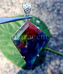 Natural Ammolite Doublet Opal 69.45 Ct Kite Shape Silver Pendant Free Chain 6AGW