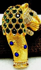 KENNETH J LANE BLUE LAPIS CABOCHON EMERALD CRYSTAL LION MANE BROOCH PIN MADE USA