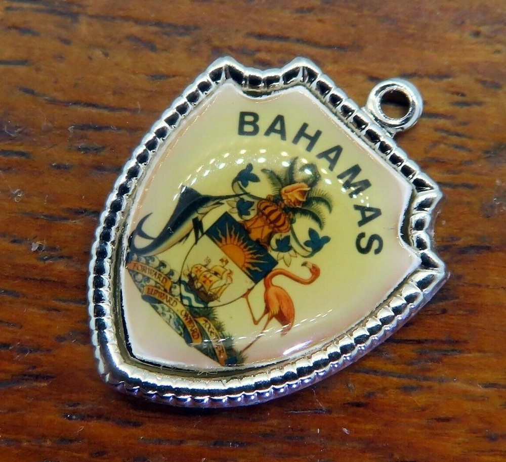 Vintage silver BAHAMAS CARIBBEAN ISLAND COAT OF ARMS TRAVEL SHIELD charm 13-17