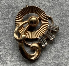 Van Dell ART DECO NOUVEAU 12K GF Brooch/Pendant Goldtone Rhinestones Numbered