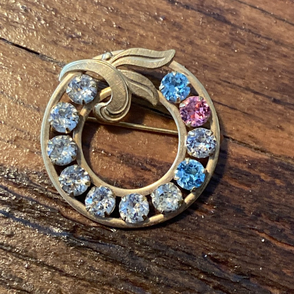 Rhinestone Wreath Brooch/Pin Pendant With