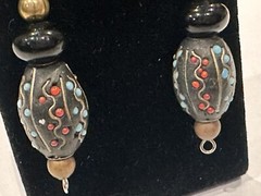 VINTAGE KASHMIRI DANGLE & GREEN LUCITE EGG OVAL FRENCH WIRE EARRINGS LOT 2 PAIR
