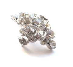 DeLizza & Elster – Julliana – Dazzling Layered Rhinestone Brooch – lots of glitz