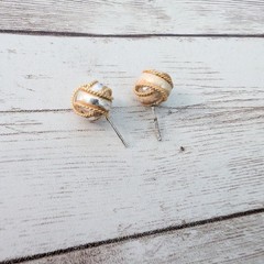 Vintage Stud Earrings Silver Tone & Gold Tone Knot – Condition Issues