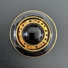 Vintage Lady Remington Hinged Scarf Clip Round Gold tone Black Cabochon Filigree