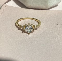 🌸Elegant Vintage or Antique Style Princess Cut Petite Cz Diamond band