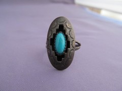 VINTAGE OLD PAWN STERLING R.M.J. ROBERT M JOHNSON OVAL SHADOW BOX TURQUOISE RING