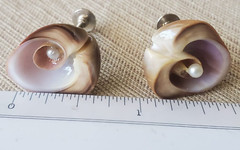 VTG Lot 5 Gem Stones Polished Cabochons Pendants 700 CT + 2 Sets Shell Earrings