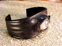 VINTAGE “ORIGINAL” 1970’s HIPPIE GLASS EYE LEATHER BRACELET PSYCHEDELIC ERA
