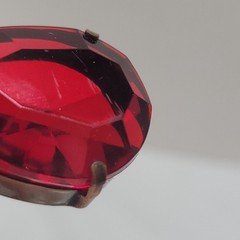 Vtg Red Acrylic Rhinestone Butterfly Brooch Pin Brass Tone Secure Clasp 2.5″