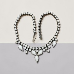 VTG MCM Tear drop Milk Glass rhinestone Black setting choker necklace 15″
