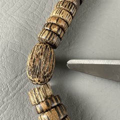 Vintage Giraffe Necklace Pendant Hand Carved Wood Bead Tribal Safari 30″