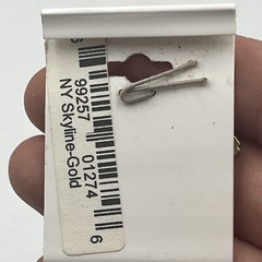 Vintage Pincharmingo NY New York Skyline World Trade Center Goldtone Charm