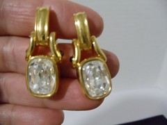SWAROVSKI EARRINGS CLEAR CRYSTAL RHINESTONE CLIP ON GOLD TONE SWAN MARKED