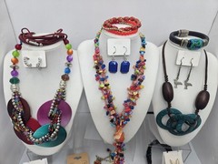 ​HUGE 38 pc Jewelry LUCKY BRAND Wood Bead Vintage To Now LOT Necklaces Bracelets