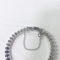 B David Vintage Crystal Tennis Bracelet Baguette Silver Tone Safety Chain 7in