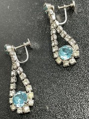 Vintage 1.6” Aqua Blue Crystal Rhinestone Dangle Screw Back Earring