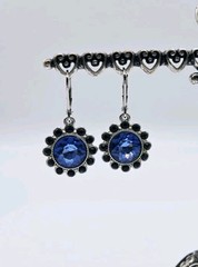 Monet Dangle Flower Earrings Blue Rhinestone Silver Tone Leverback 1.25 in