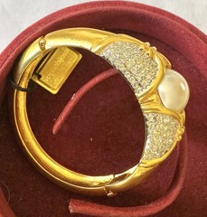 VOGUE BIJOUX ITALY F/PEARL PAVE CRYSTAL GOLD PLATED BANGLE BRACELET~ 7″ ~NOS VTG