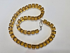 Vintage Amber Colored Faceted Glass Cube Bead Necklace 18″
