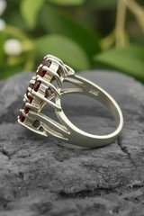 Vintage 925 Sterling Silver Red Garnet Flower Ring Size 7