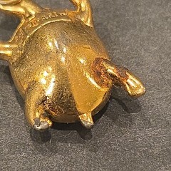 VTG TRIFARI Signed Blue Cabochon Gold Tone Turtle Pendant SELL AS PICTURED (1)