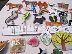 LOT OF 68 VINTAGE ENAMEL COPPER BROOCHES PINS WITH MATISSE RENIOR & TY