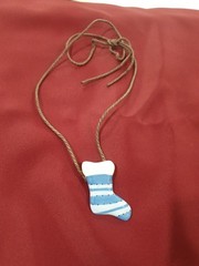 Flying Colors Vintage Xmas Necklace Stocking Blue & White Festive Holiday
