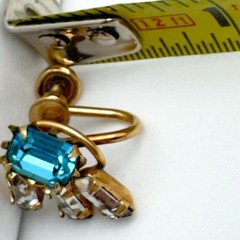 Vtg Art Deco 12k GF Blue Clear Rhinestone Screw-Back Earrings Ideal Jewelry MFG