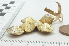 GOOD QUALITY VINTAGE ENGLISH GOLD & SILVER MASONIC ORB / CROSS FOB CHARM