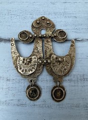 Vtg Face Pendant MCM Modernist Brutalist Sculptural Silver Tone Unsigned