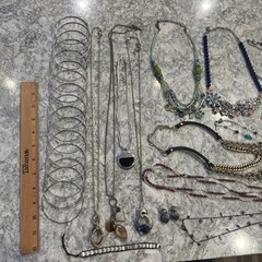 VTG TO NOW ESTATE JEWELRY LOT OF 40+ Pieces Lia Sophia Designer Gaudy Y2K