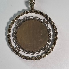 Vtg Gold Tone Filigree Rope Circle Pendant Necklace 24 Inch Statement Jewelry