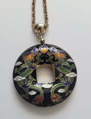 Vintage Chinese/Asian cloisonne enamel pendant necklace w/ double dragon motifs