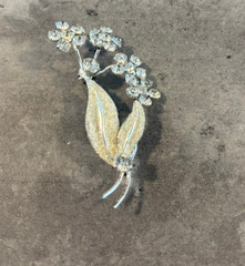 Vintage Flower with Leaves Brooch Pin Silver Tone Clear Rhinestones