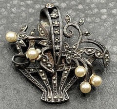 Vintage Sterling Silver 925 Marcasite Pearl Basket Brooch Pin