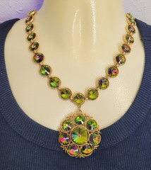Watermelon Rivoli Necklace Vintage Signed Lisner 16″ READ Missing One Back Stone